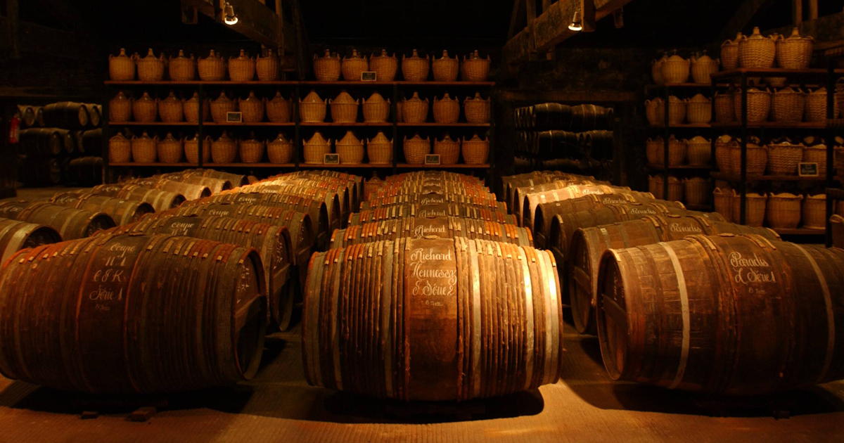 cognac francesi in vendita su grandi bottiglie